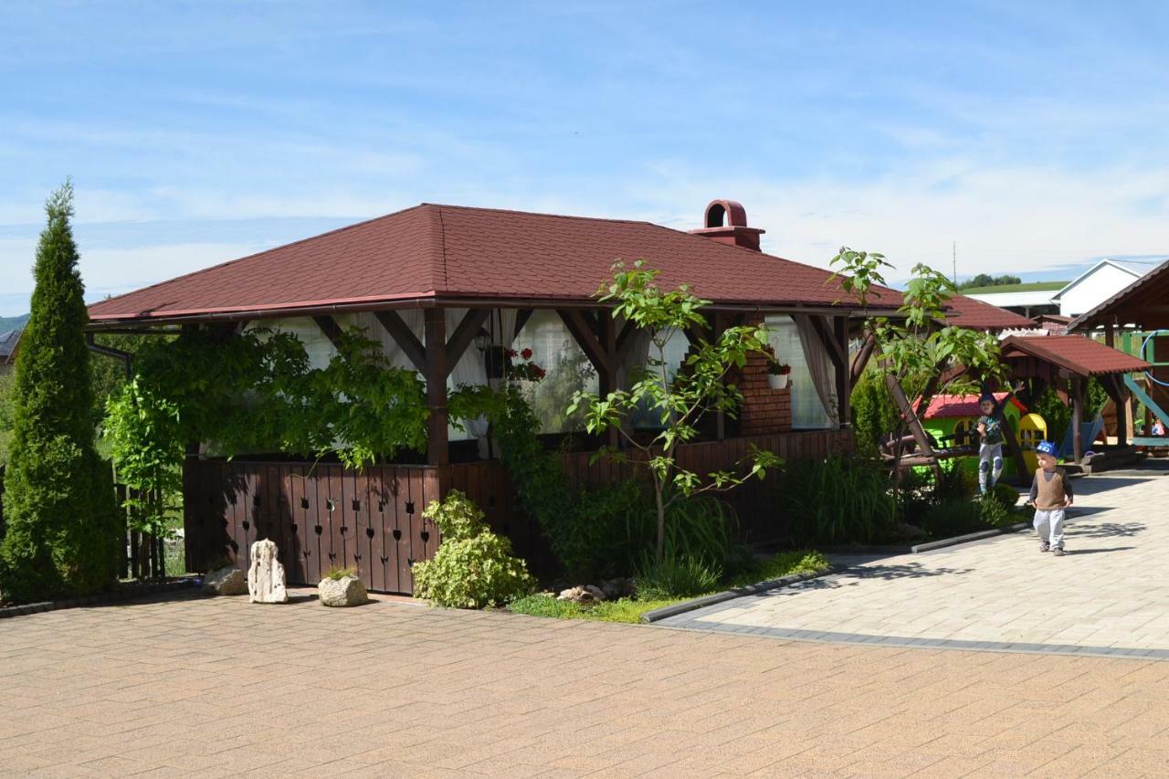 Margareta Vendeghaz Hotel Lupeni  Exterior photo